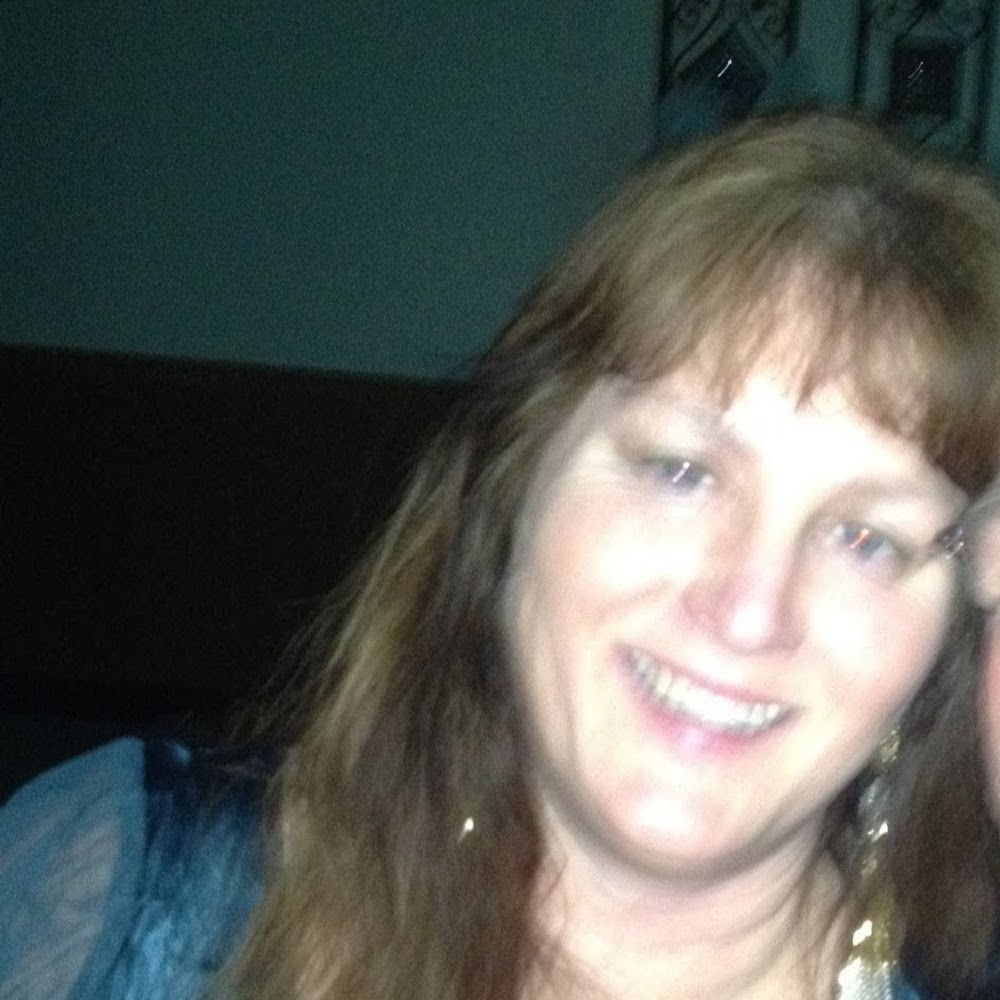 Meet your Posher, Eve